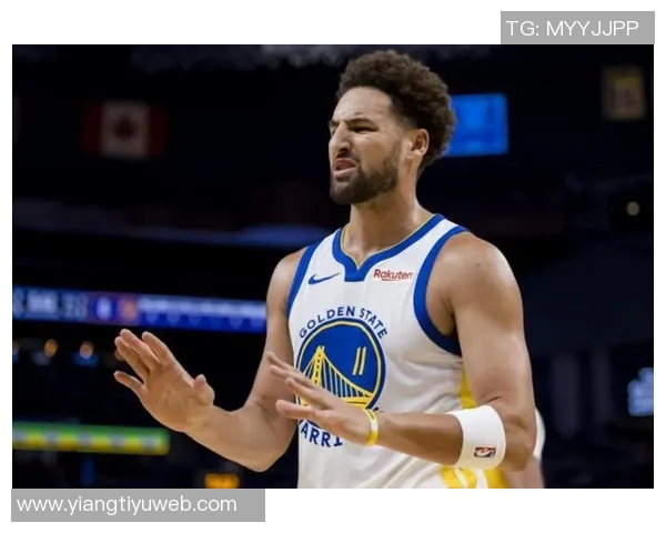 克莱状态回暖三分球表现出色11投5中贡献14分1篮板 克莱状态回暖三分球表现出色11投5中贡献14分1篮板