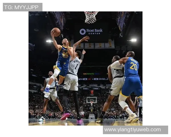 库里两场比赛狂砍69分罚球仅两次展现惊人进攻效率 库里两场比赛狂砍69分罚球仅两次展现惊人进攻效率