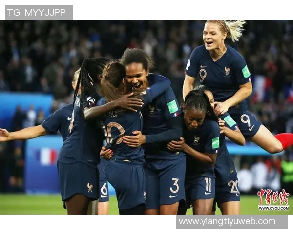 法国足协主席宣布未来四年将投资55亿欧支持业余足球和女足发展 法国足协主席宣布未来四年将投资55亿欧支持业余足球和女足发展