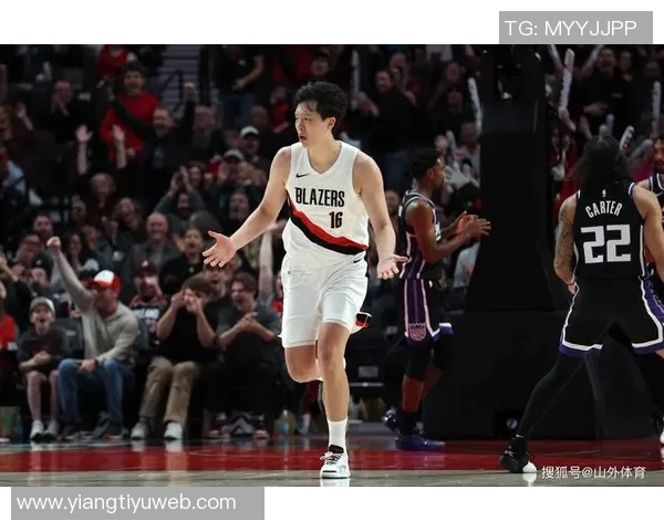 阿夫迪亚助攻杨瀚森三分球精彩瞬间展现默契配合与华丽传球技巧